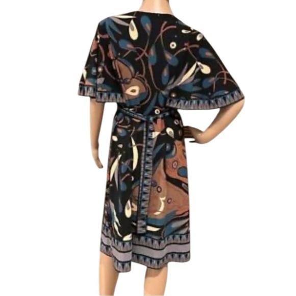 BCBGMAXAZRIA DRESS |XS Multi-Print Tie-Back Flutter Sleeve Dress - Picture 5 of 9